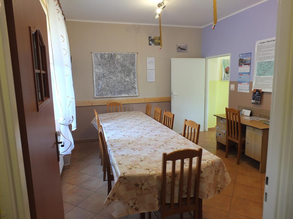 Villa Dwor Klewiny Extérieur photo